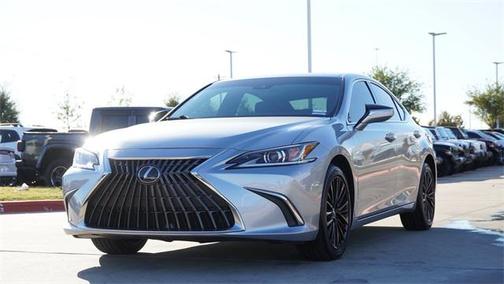 2024 Lexus ES 250 Base