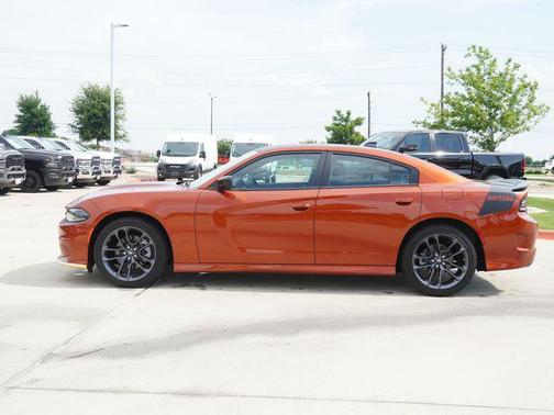 Sinamon Stick 2023 Dodge Charger R/T