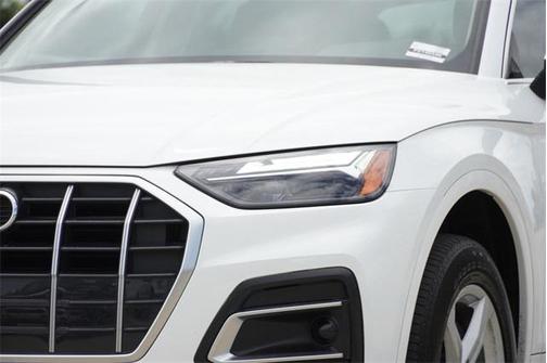 2023 Audi Q5 40 Premium