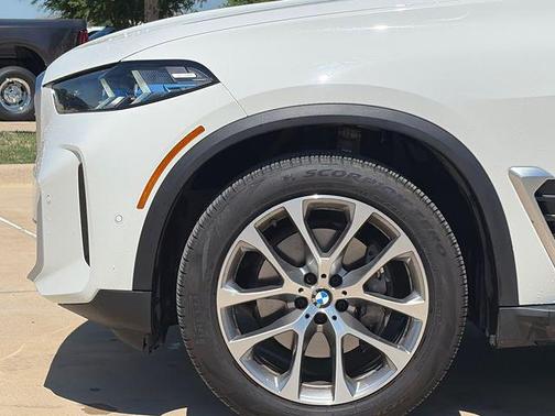 Alpine White 2026 BMW X5 xDrive40i