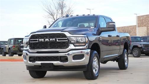 2024 RAM 2500 Tradesman Crew Cab 4x4 6'4' Box