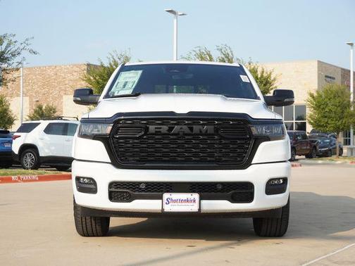 Bright White Clearcoat 2026 RAM 1500 Big Horn/Lone Star