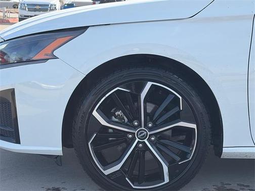 2024 Nissan Altima SR FWD