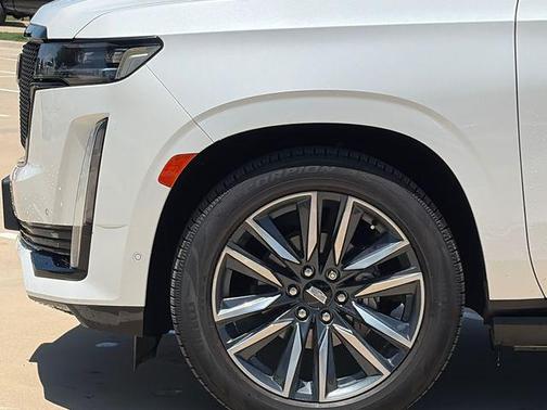 Crystal White Tricoat 2021 Cadillac Escalade ESV Sport Platinum