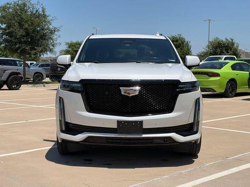 Crystal White Tricoat 2021 Cadillac Escalade ESV Sport Platinum