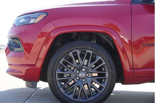 2023 Jeep Compass (RED) Edition 4x4