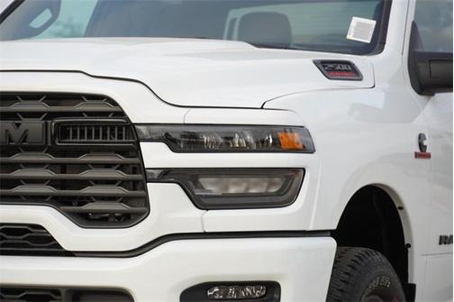 2025 RAM 2500 Lone Star Crew Cab 4x4 6'4' Box