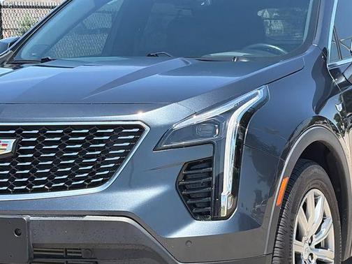 Shadow Metallic 2021 Cadillac XT4 Premium Luxury