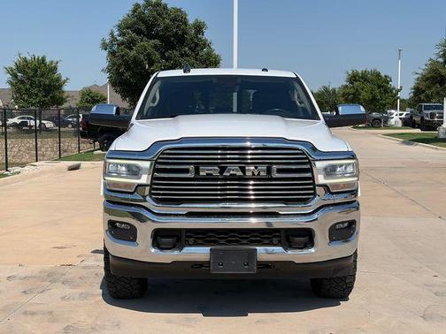 Bright White Clearcoat 2020 RAM 2500 Laramie Crew Cab 4x4 6'4' Box