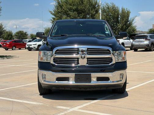 Brilliant Black Crystal Pearlcoat 2015 RAM 1500 Lone Star
