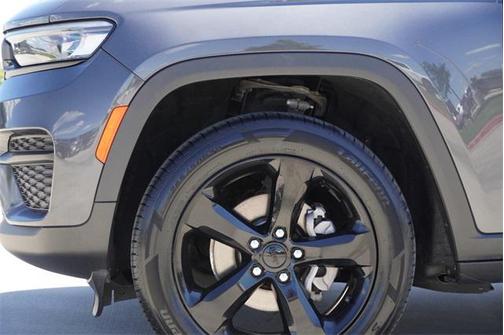 2022 Jeep Grand Cherokee Altitude