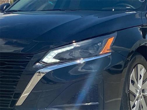 2025 Nissan Altima S FWD
