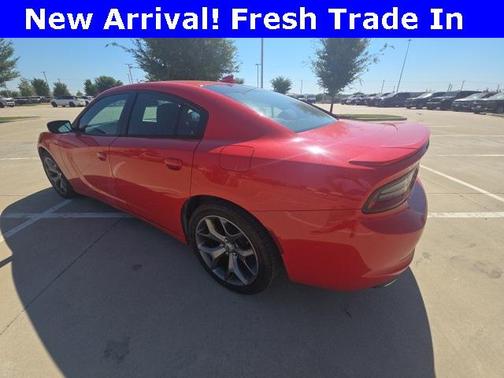 2017 Dodge Charger SXT