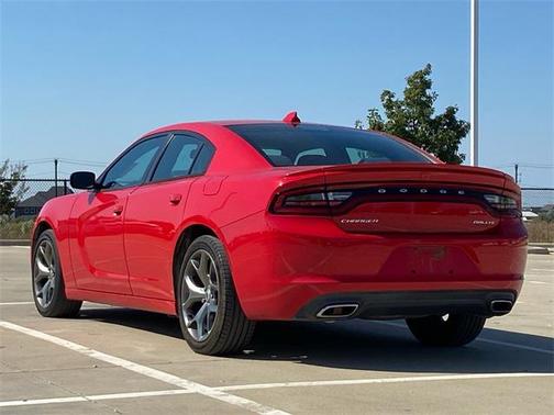 2017 Dodge Charger SXT