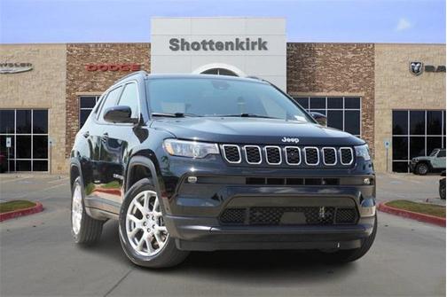 2024 Jeep Compass Latitude Lux