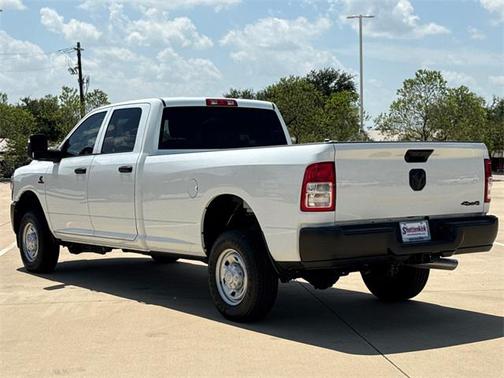 2024 RAM 2500 Tradesman Crew Cab 4x4 8' Box