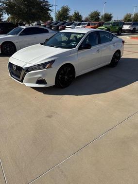 2020 Nissan Altima SR FWD