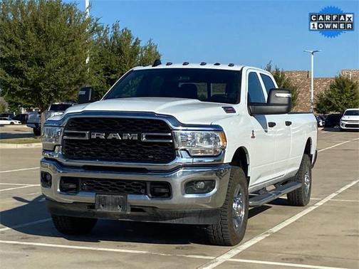 2024 RAM 2500 Tradesman Crew Cab 4x4 8' Box