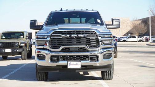 2026 RAM 2500 Tradesman Crew Cab 4x4 6'4' Box