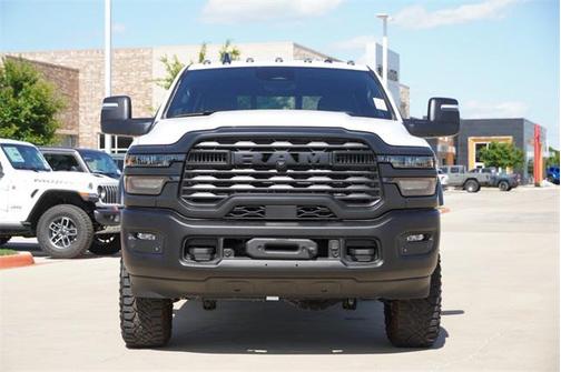 2025 RAM 2500 Tradesman Crew Cab 4x4 6'4' Box