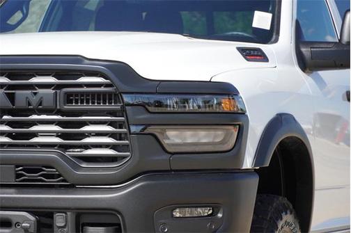 2025 RAM 2500 Tradesman Crew Cab 4x4 6'4' Box