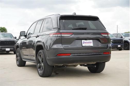 2023 Jeep Grand Cherokee Limited X