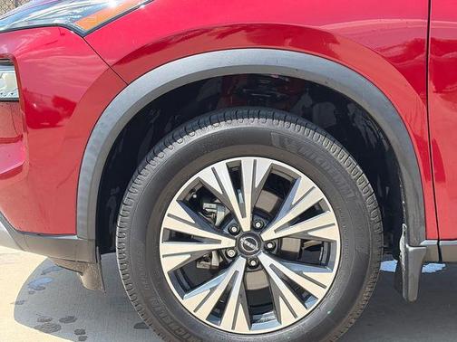 Scarlet 2023 Nissan Rogue SV