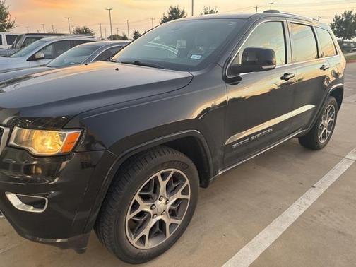 2018 Jeep Grand Cherokee Sterling Edition