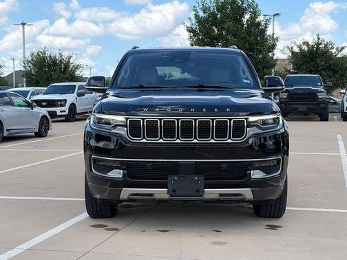 Diamond Black Crystal Pearlcoat 2022 Jeep Wagoneer Series III 4x4