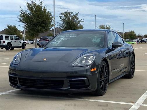 2020 Porsche Panamera 4