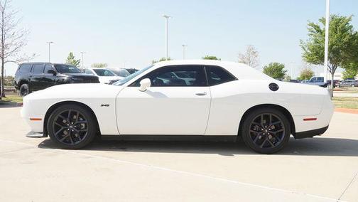 White Knuckle Clearcoat 2023 Dodge Challenger R/T