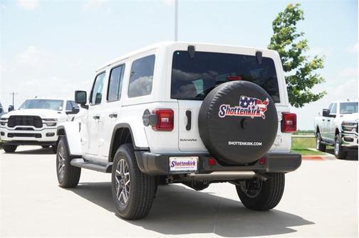 2025 Jeep Wrangler 4-Door Sahara 4x4