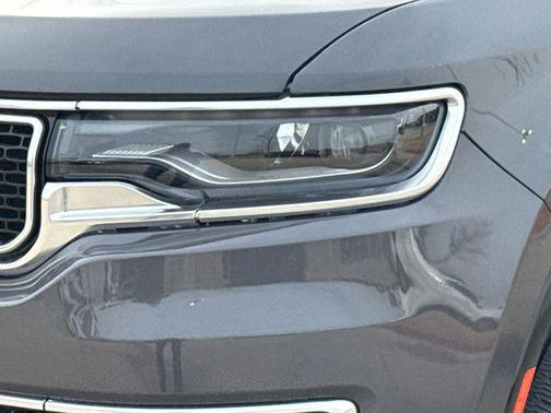 2022 Jeep Wagoneer Series III 4x4