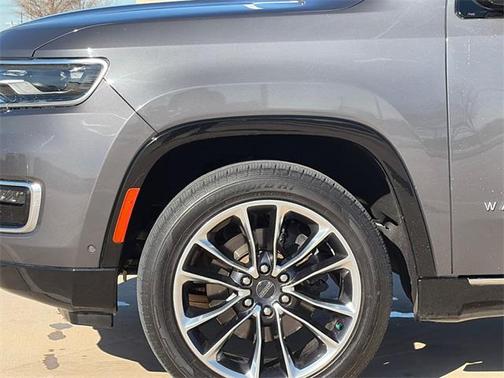 2022 Jeep Wagoneer Series III 4x4