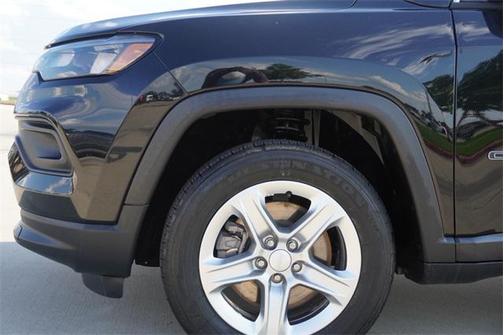 2023 Jeep Compass Latitude
