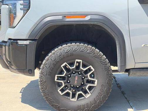 Thunderstorm Gray 2025 GMC Sierra 2500 AT4X