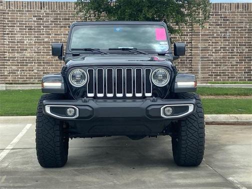 2023 Jeep Wrangler 4-Door Sahara 4x4