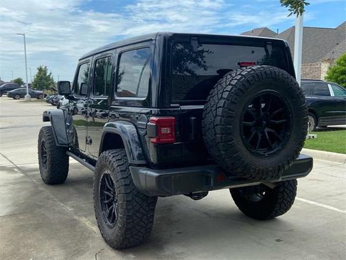 2023 Jeep Wrangler 4-Door Sahara 4x4