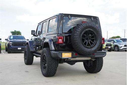 2023 Jeep Wrangler 4-Door Sahara 4x4