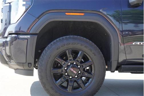 2024 GMC Sierra 2500 AT4