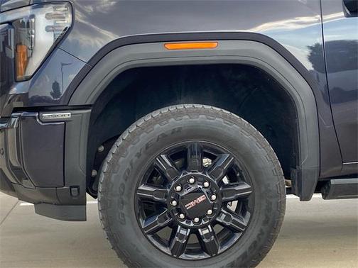 2024 GMC Sierra 2500 AT4