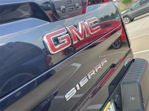 2024 GMC Sierra 2500 AT4