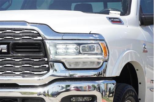 2022 RAM 2500 Limited Crew Cab 4x4 6'4' Box