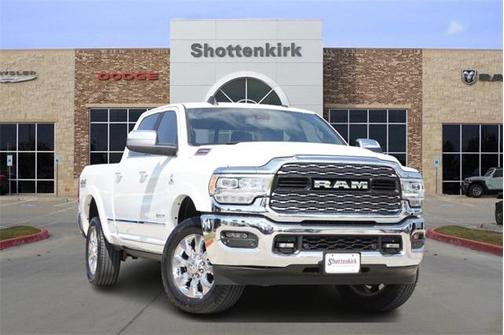 2022 RAM 2500 Limited Crew Cab 4x4 6'4' Box