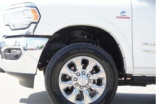 2022 RAM 2500 Limited Crew Cab 4x4 6'4' Box