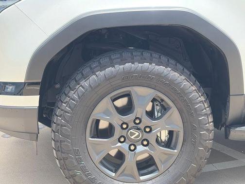 White Pearl 2025 Lexus GX 550 Overtrail