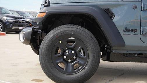 2026 Jeep Gladiator Sport