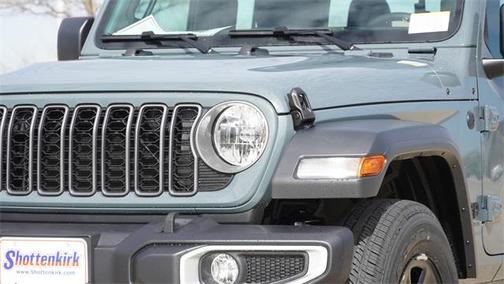 2026 Jeep Gladiator Sport