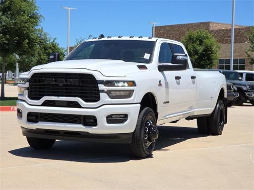 2025 RAM 3500 Lone Star Crew Cab 4x4 8' Box