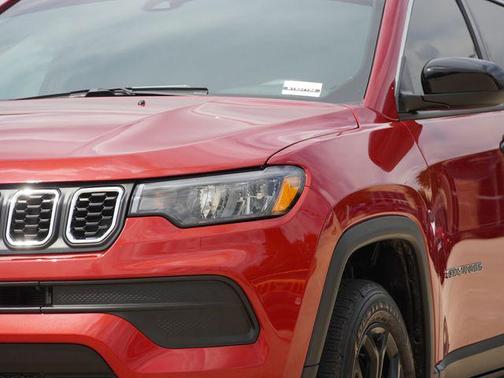 Red Hot Pearlcoat 2025 Jeep Compass Sport